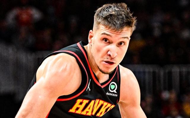 2025 赛季：亚利桑那响尾蛇队马提（Ketel Marte）在 9 月伤愈复出，力助球队竞争外卡