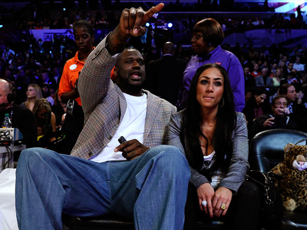 欧冠今夜观赛指南：枪手迎战强敌拜仁，皇马客场出征盼洗颓