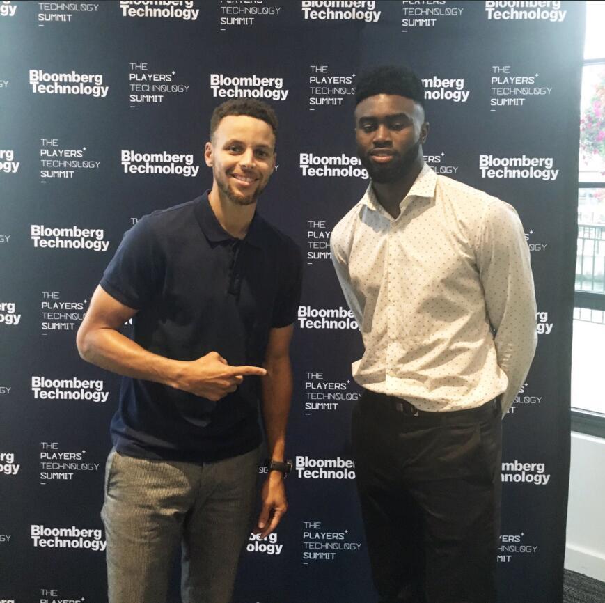 呆妹儿PK不敌前二台，被惩罚后喊对方反骨仔，现场上演“挖”大哥