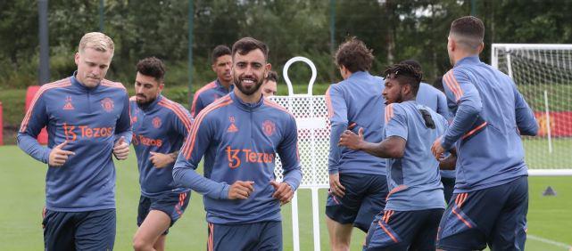 英超：曼城1-0阿森纳，哈兰德制胜球助蓝月亮登顶