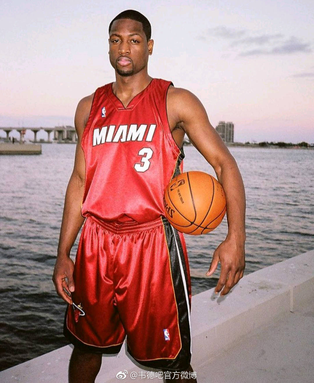 米格尔·卡布瑞拉在 2023 年底正式引退，他在底特律主场最后一次打击时流下热泪