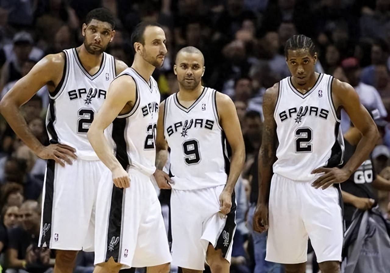 罗马推出黑胶唱片版队歌：限量版售价49.9欧，普通版19.9欧