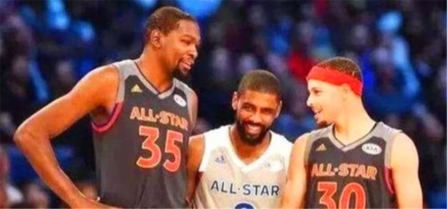 DV9：不满意平局，我们踢得比葡体更好；留队？我专注于现在