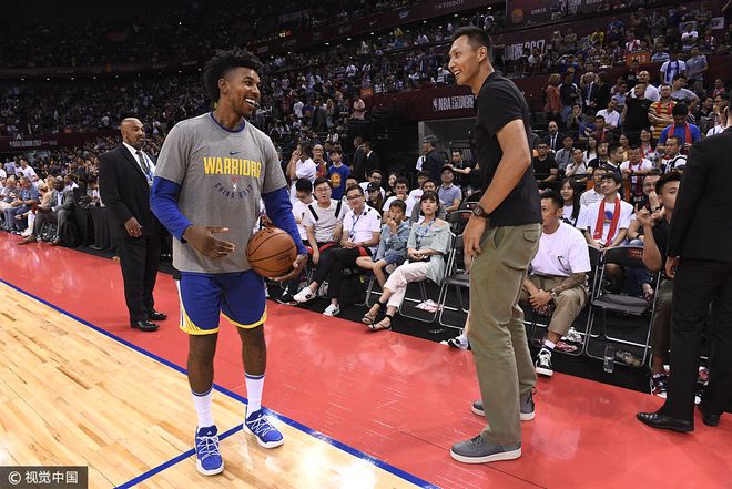 马奎尔在奥克兰时期的打击力量，被当地媒体形容为“能震碎看台玻璃”