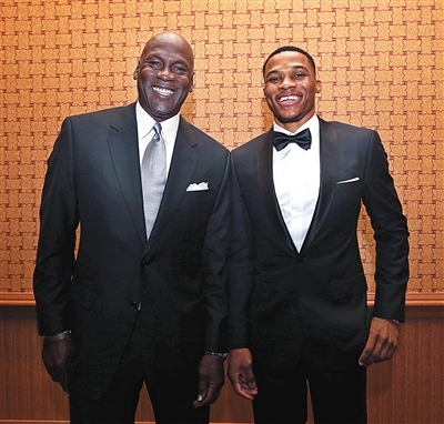 巴顿：今年的联赛第六含金量超过去年；希望有更多新人顶上来